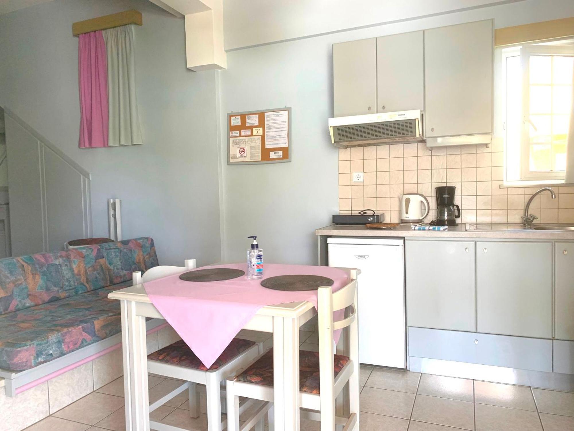 Ermis Suites Platanias  Room photo